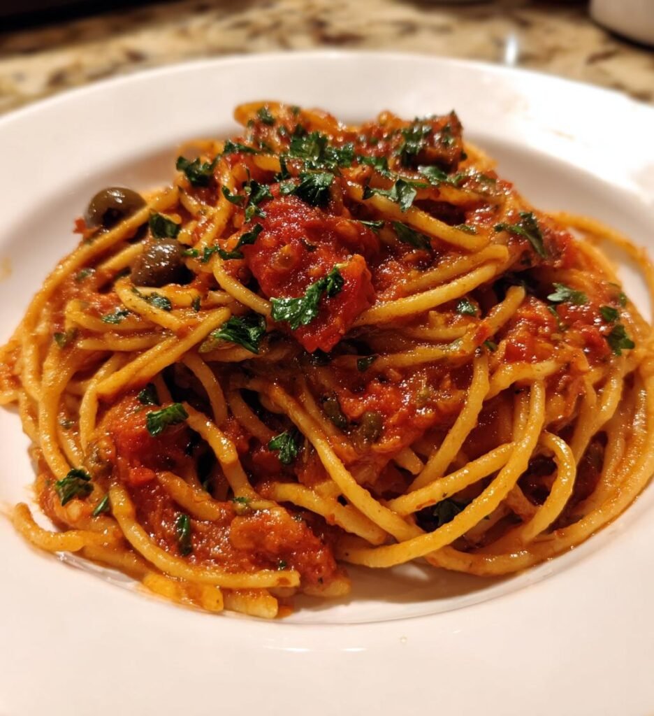 Pasta Puttanesca (Italiensk kryddstark pasta)