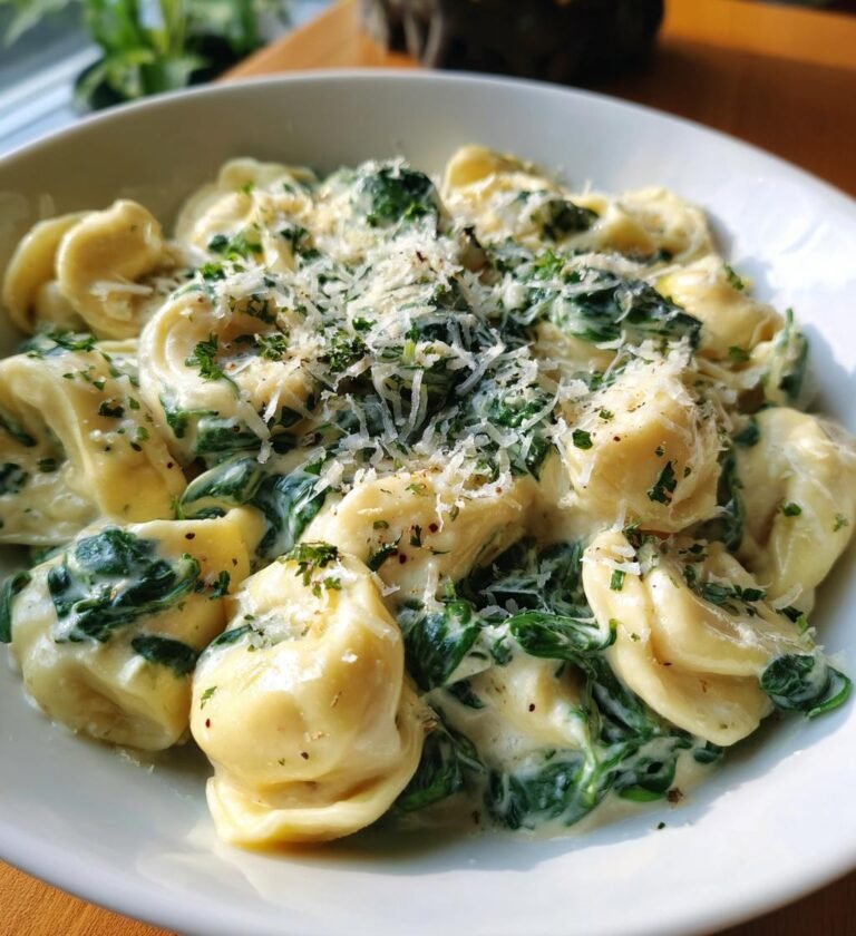 Snabb tortellini med spenat och grädde