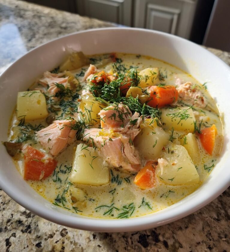 fisksoppa med lax och torsk