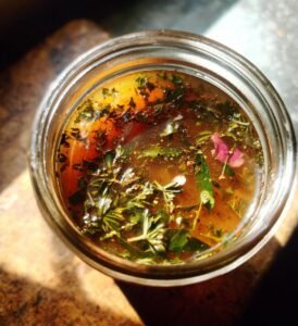 kycklingbuljong recept hemgjord enkel