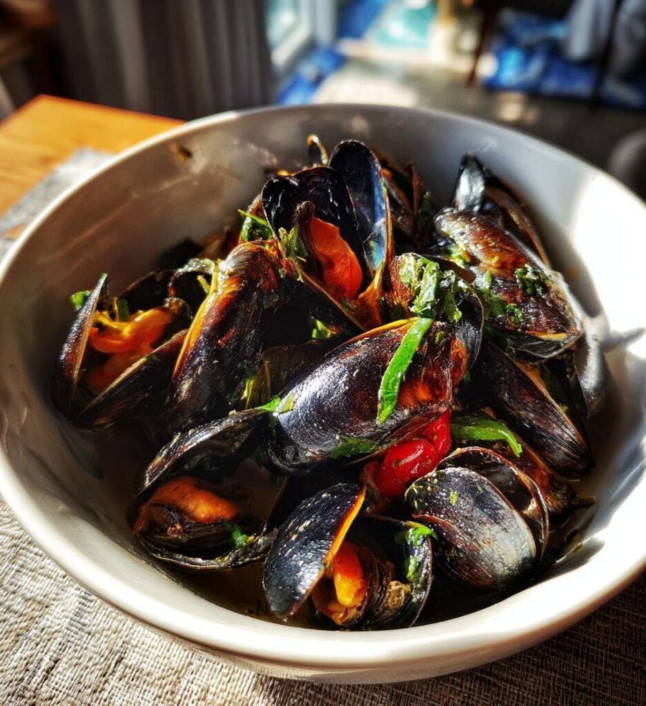 musslor i vitvinssås recept