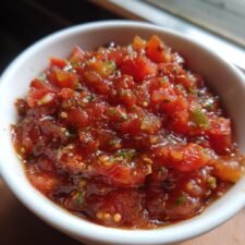 Lax med rödbeta och pepparrot recept – Enkel och nyckelrik middag