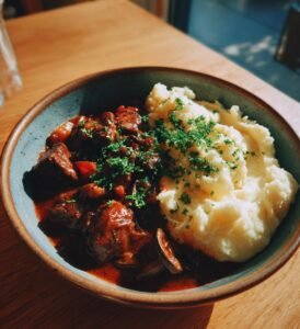 Svampbourguignon med krämigt potatismos