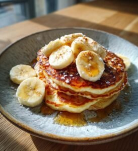 Proteinrika kesopannkakor med banan